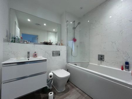 1 bedroom flat to rent - Photo 4