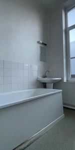 Location Appartement 1 pièce 22m² LILLE 59000 - Photo 4