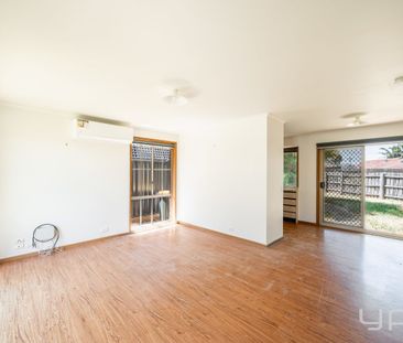 Comfortable Home In A Central Location - Photo 2