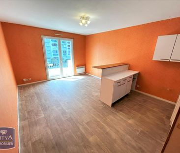 Location Appartement 3 pièces 54m² CHOLET 49300 - Photo 1