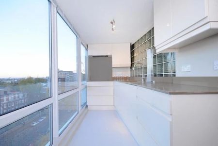 3 Bedroom Apartment - Photo 5