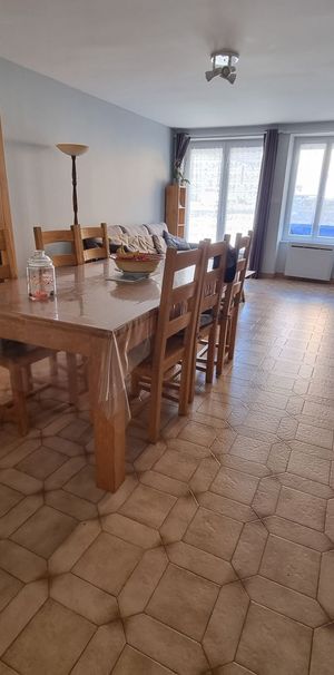 Location Maison 4 pièces 119m² MEZERIAT 01660 - Photo 1