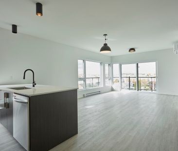 Condo for rent, Laval (Saint-François) - Photo 2