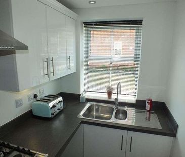 St. James Gardens, Trowbridge, BA14 - Photo 3