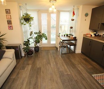 3 bedroom townhouse to rent - Photo 3