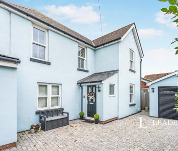 3 bedroom detached house to rent - Photo 2