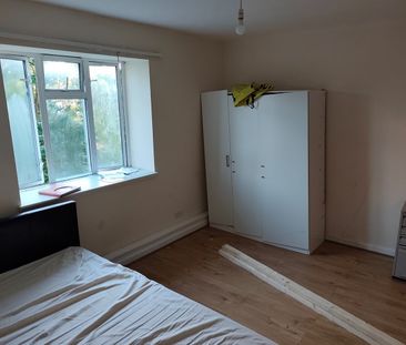 2 Bed Flat, Vane House, N2 - Photo 5