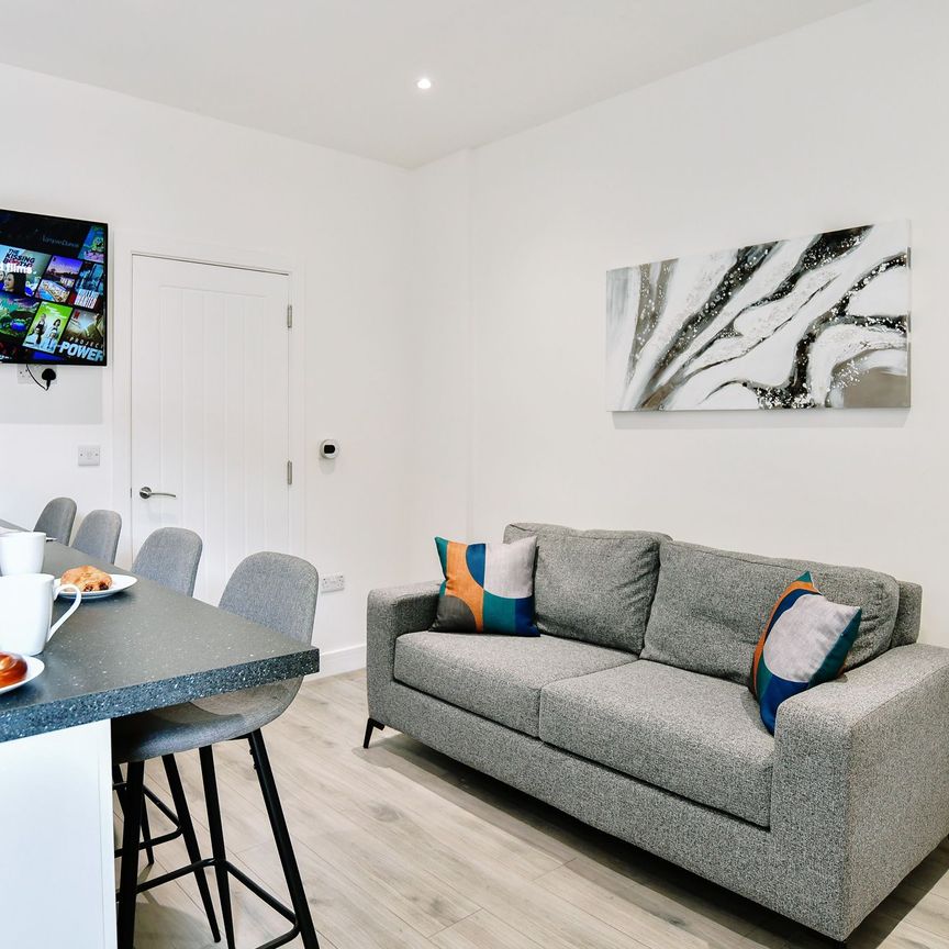 DOUBLE ENSUITE ROOM - Photo 1