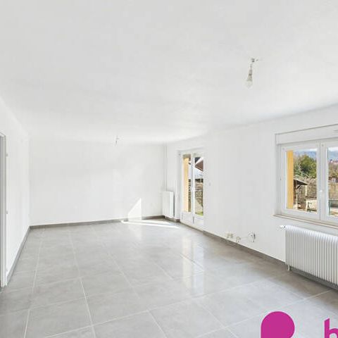 CORNY SUR MOSELLE - MAISON F6 - 4 CHAMBRES - PISCINE - Photo 1