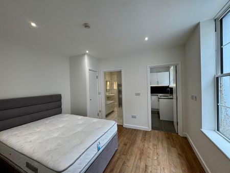 1 bedroom flat to rent - Photo 4