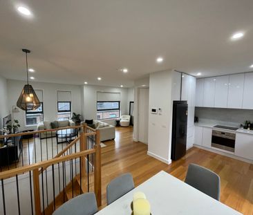 'Parkland Setting, Strathmore Schools Zone' - For Lease - Photo 1