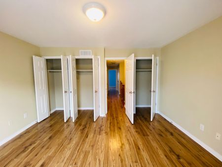 For Lease - 338 London Terrace, Manor Park - Cardinal Glen and Area, Ontario - Photo 3