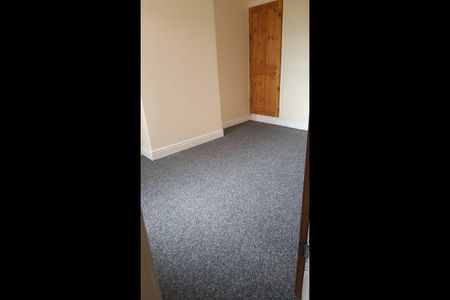 3 Bed Terraced House, Narborough Road, LE3 - Photo 4