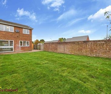 Bridle Close, Banbury, OX16 - Photo 2