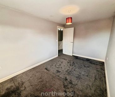 3 bedroom detached house to rent - Photo 2