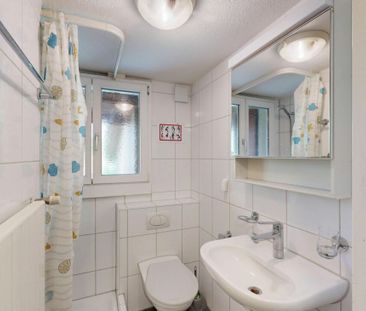 Möbliertes Einzelzimmer in Unterlunkhofen - Photo 4