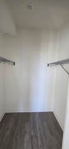 For Lease - 212 King William Street Unit# 516, Hamilton, Ontario - Photo 2