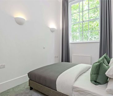 A good sized two bedroom apartment close to Angel Station - Photo 5