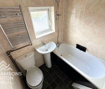 2 bedroom end of terrace house to rent - Photo 5