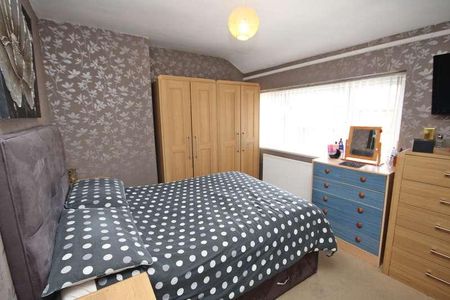 Windermere Avenue, Warrington, WA2 - Photo 4