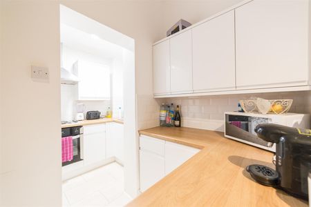 3 bed flat to rent in Dinsdale Road, Sandyford, NE2 - Photo 4