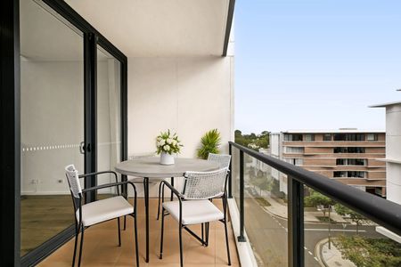 501/12 Paul Street, Zetland NSW 2017 - Apartment For Rent | Domain - Photo 4