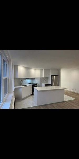 MEILLEUR EMPLACEMENT COTE DES NEIGES - Photo 1