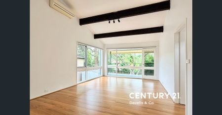 Perfect Family Home - Photo 2