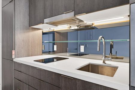 For Lease - 215 Queen Street Unit# 1907, Toronto, Ontario - Photo 4