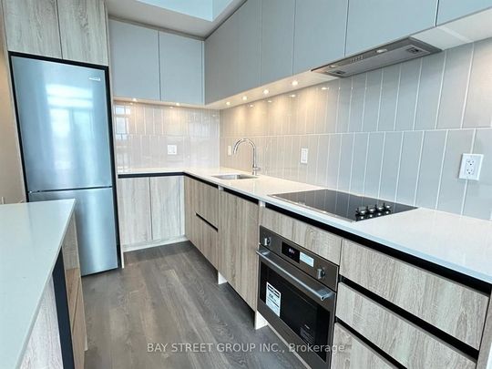 For Lease - 8 Beverley Glen Boulevard Unit# 1003, Vaughan, Ontario - Photo 1