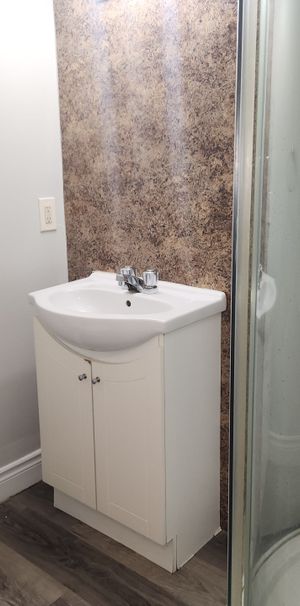 For Lease - 8800 Willoughby Drive Unit# 112, Niagara Falls, Ontario - Photo 1