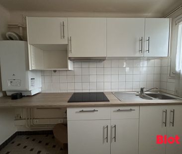 Location Appartement 3 pièces 54m² RENNES 35000 - Photo 2