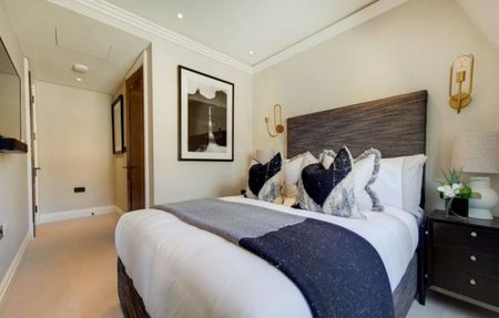 Prince of Wales Terrace, Kensington, London, W8 - Photo 2