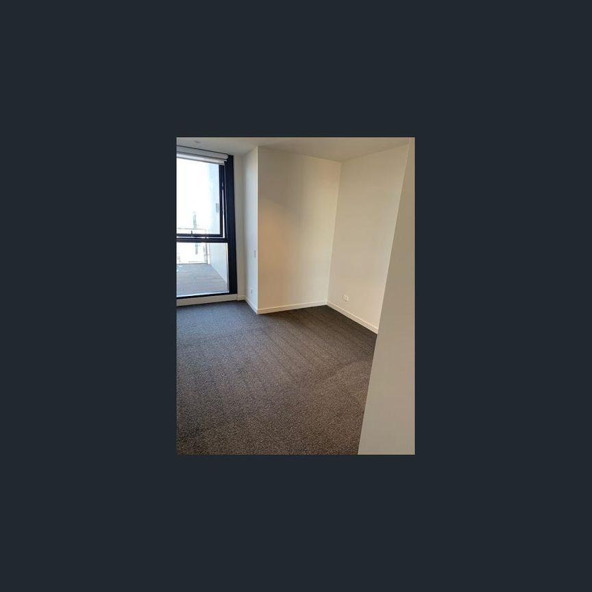 Spacious, elegantly designed 2-bedroom apartment - Photo 1