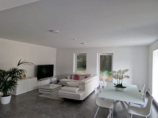 Appartement te huur - Foto 1