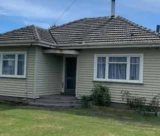 Newly Renovated, Cosy Abode - Photo 1