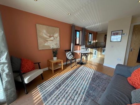 Unit 3, 1 Scotts Mews, Upper Newtownards Road, Belfast, BT4 3JX - Photo 2