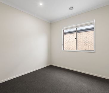 Stunning Home In Mount Duneed! - Photo 6