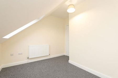 2 bedroom detached house to rent - Photo 5