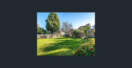 NEAT FAMILY HOME! - Photo 2