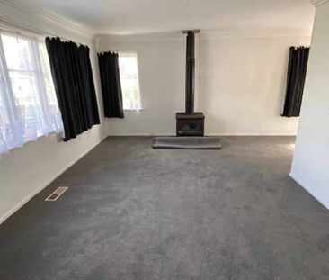 TOKOROA 3 BEDROOM - Photo 2