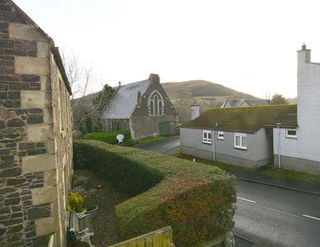 2 Bed House - End Terrace - Photo 4