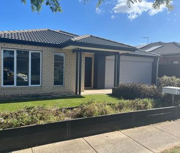 Your Perfect Family Haven on Safari Drive! - Photo 2