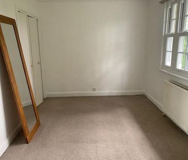 4 bedroom townhouse to rent - Photo 5