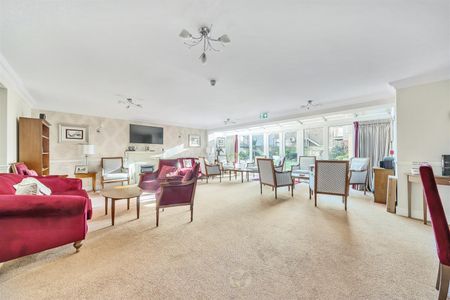 Nicholls Lodge, Bishop’s Stortford, Hertfordshire - Photo 2