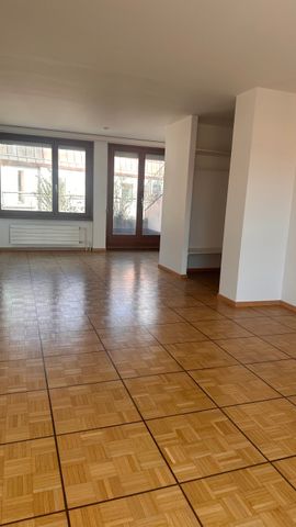 Urbane stilvolle Oase, 2,5 Zimmer Wohnung mit Terrasse - Photo 2