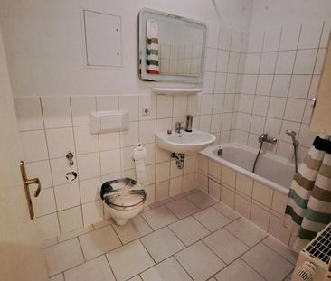 Suche Nachmieter für 4 Zimmer Wohnung, 95qm - Photo 1