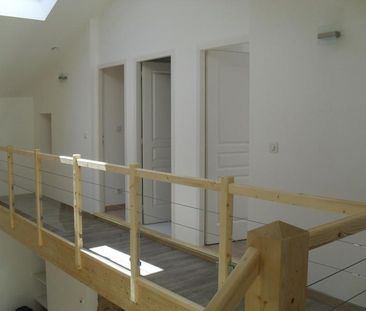 Location Appartement 5 pièces 93m² POITIERS 86000 - Photo 5