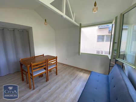 Location Maison 1 pièce 20m² ST DENIS 97400 - Photo 3