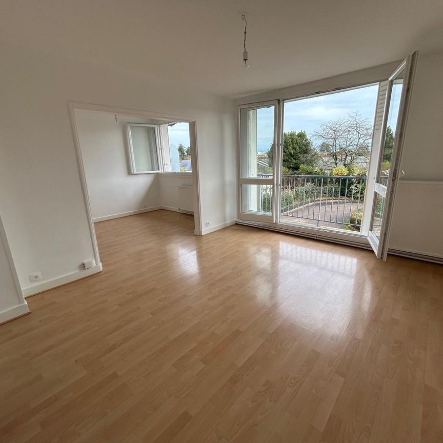 Location appartement 4 pièces 97.01 m2 à Tours - Photo 2